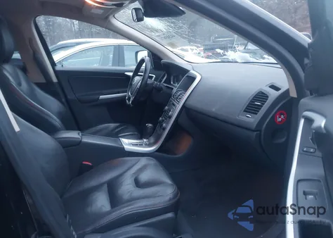 2012 Volvo Xc60 3.2 Premier из США, поврежденный, VIN YV4940DZ1C2238031